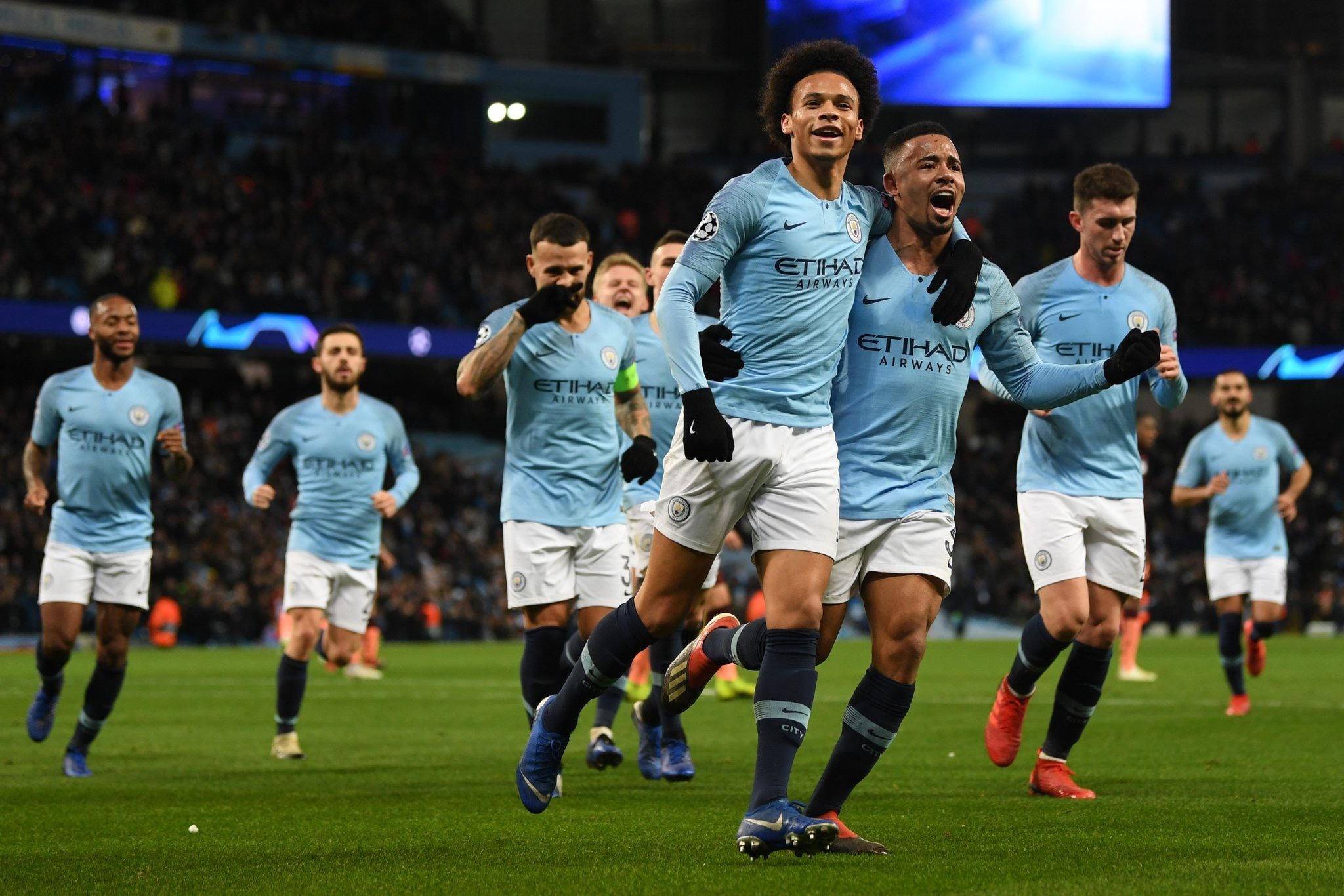 表现的同时 表现的同时